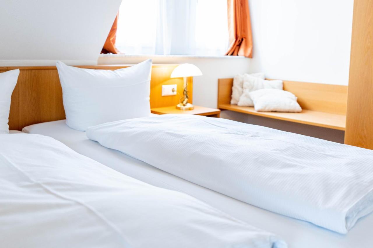 Hotel Am Roemerplatz Ulm Ngoại thất bức ảnh
