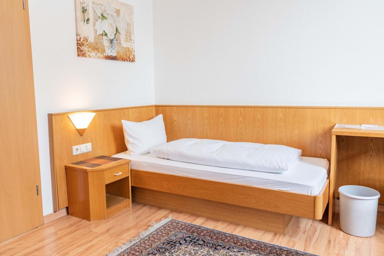 Hotel Am Roemerplatz Ulm Ngoại thất bức ảnh