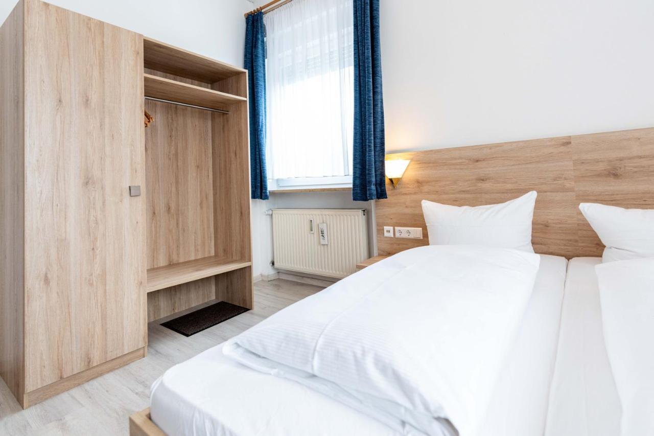 Hotel Am Roemerplatz Ulm Ngoại thất bức ảnh
