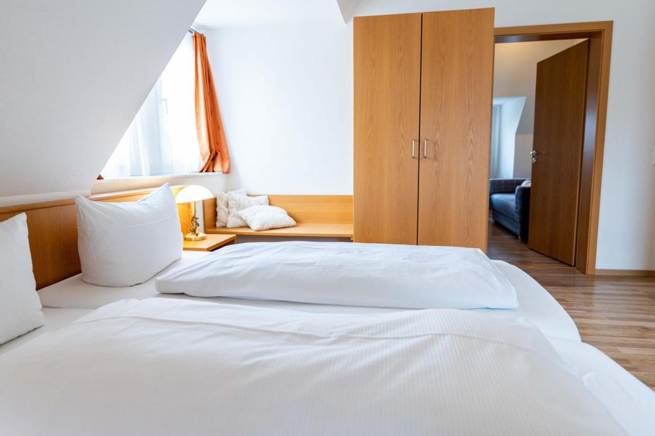 Hotel Am Roemerplatz Ulm Ngoại thất bức ảnh