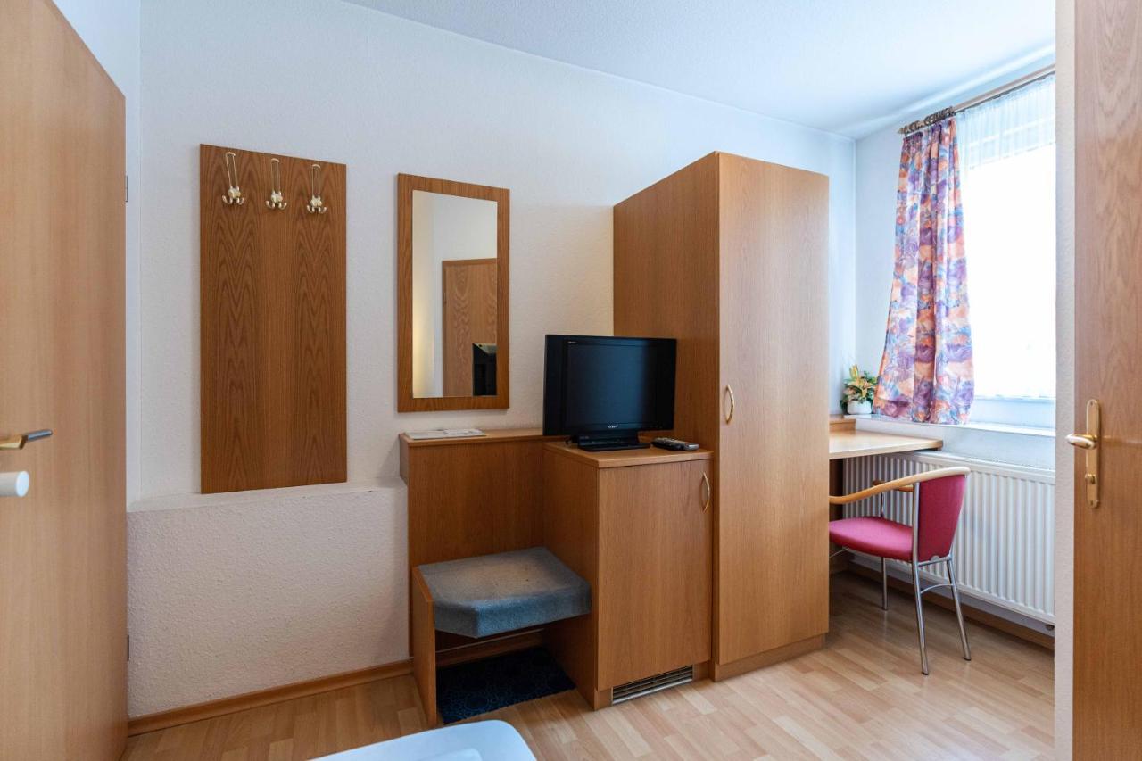 Hotel Am Roemerplatz Ulm Ngoại thất bức ảnh