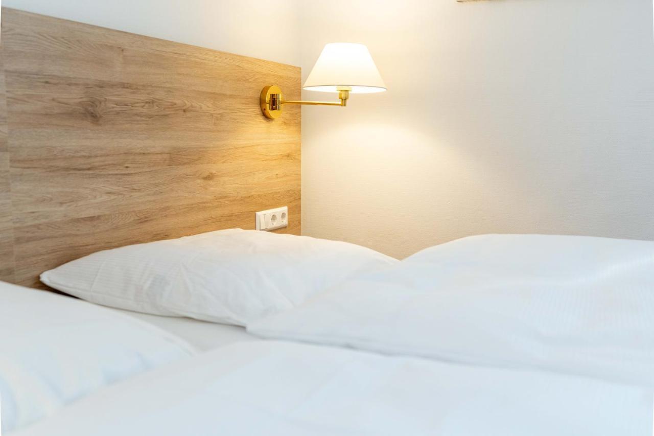 Hotel Am Roemerplatz Ulm Ngoại thất bức ảnh