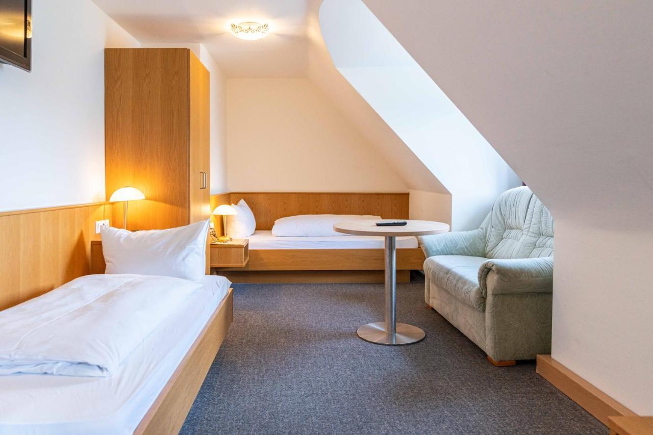 Hotel Am Roemerplatz Ulm Ngoại thất bức ảnh