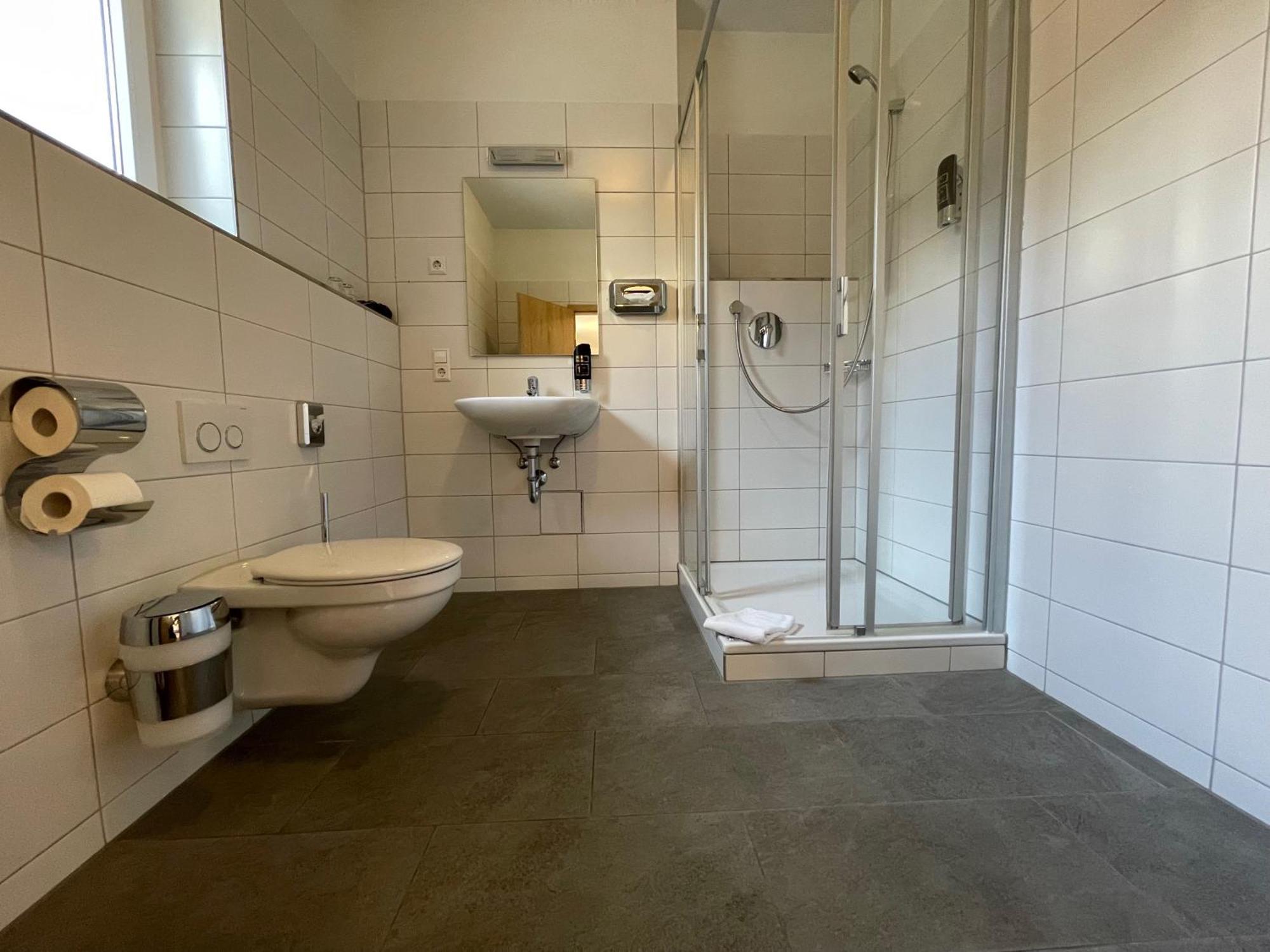 Hotel Am Roemerplatz Ulm Ngoại thất bức ảnh