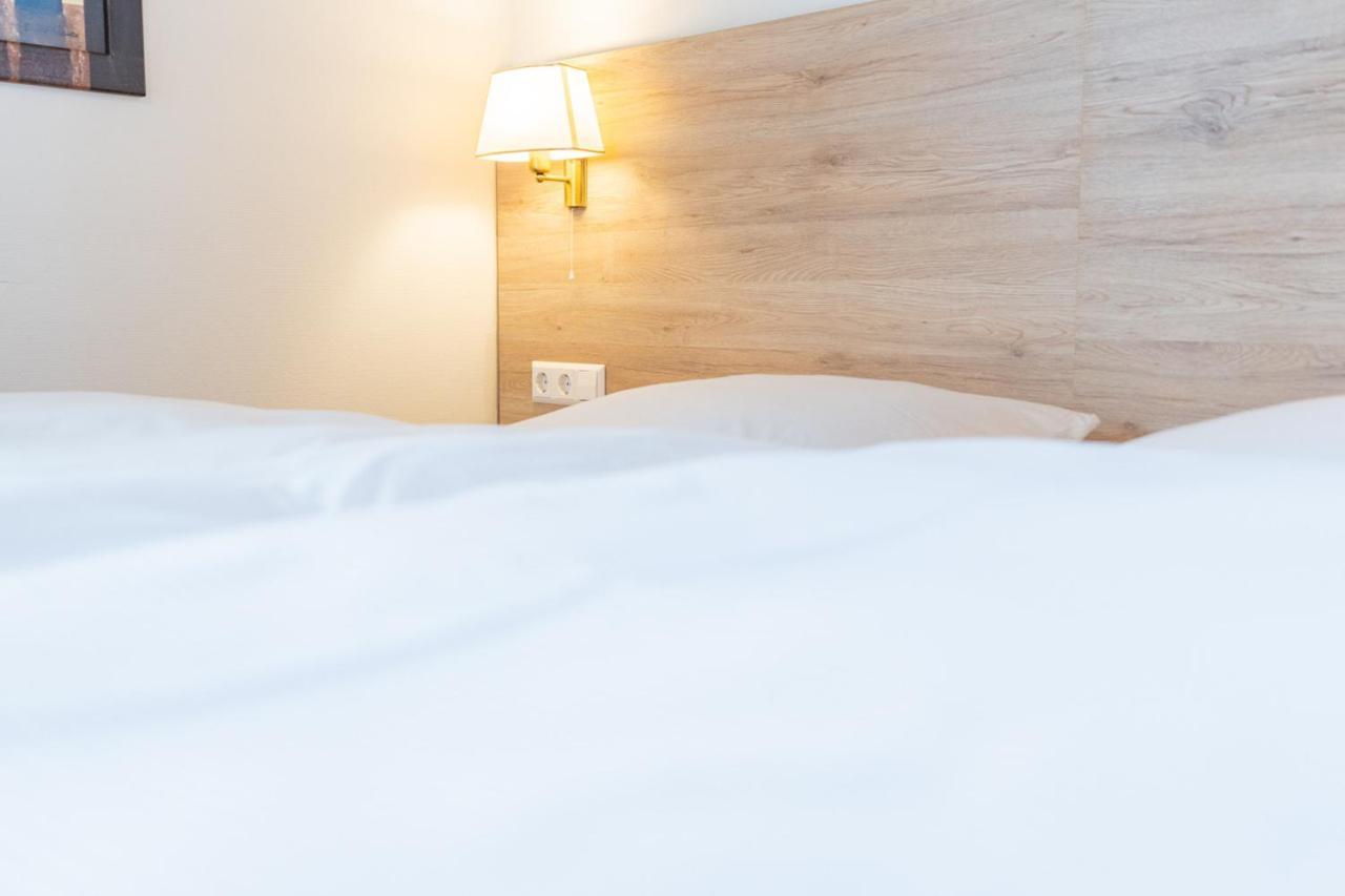 Hotel Am Roemerplatz Ulm Ngoại thất bức ảnh